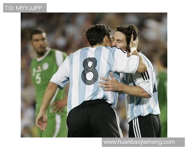 球星同框精彩瞬间高清合照展现绿茵场上无与伦比的魅力