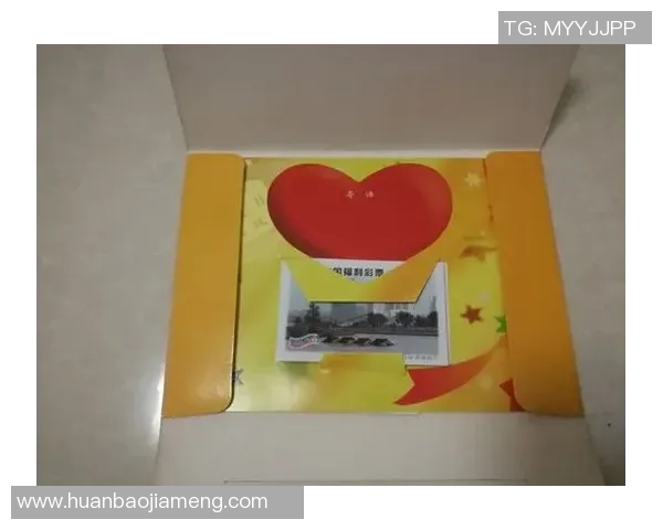 足球球星合金卡价格揭秘 每张价值高低如何影响收藏市场